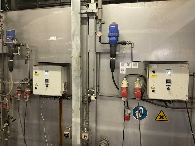 Glasbeek rvs verwarmde doorloop reinigings-ontvetterlijn - afbeelding 6 van  12