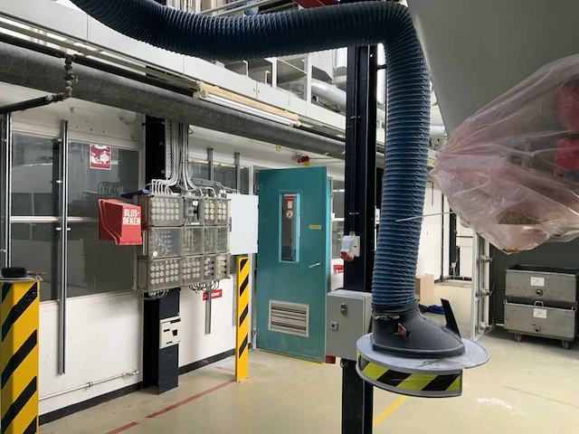 Glaspoeder productie opstelling - afbeelding 14 van  25
