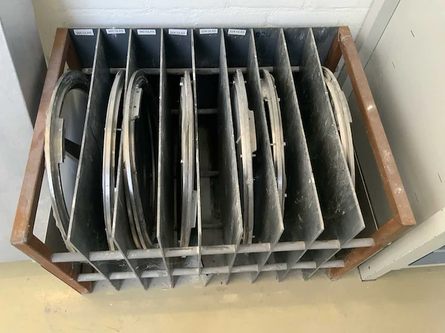 Glaspoeder productie opstelling - afbeelding 15 van  25