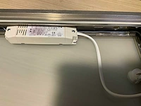Glasschap 120 cm ledverlichting teo led forma funzione inclusief schakelaar - afbeelding 3 van  6