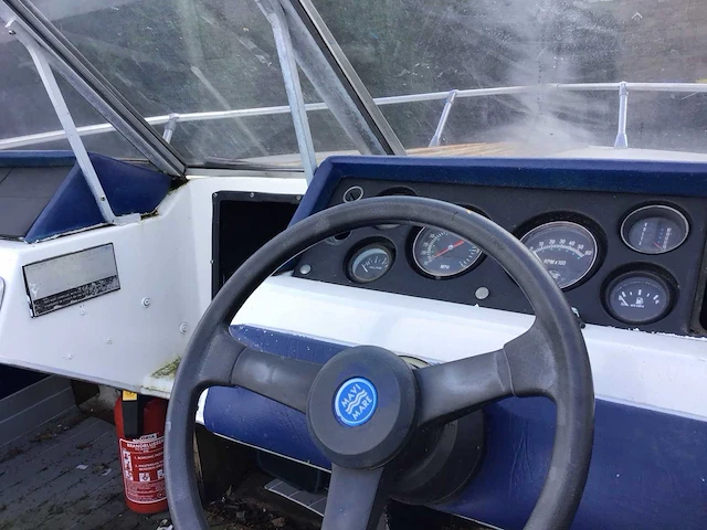 Glastonbury inboard speedboot - afbeelding 6 van  21