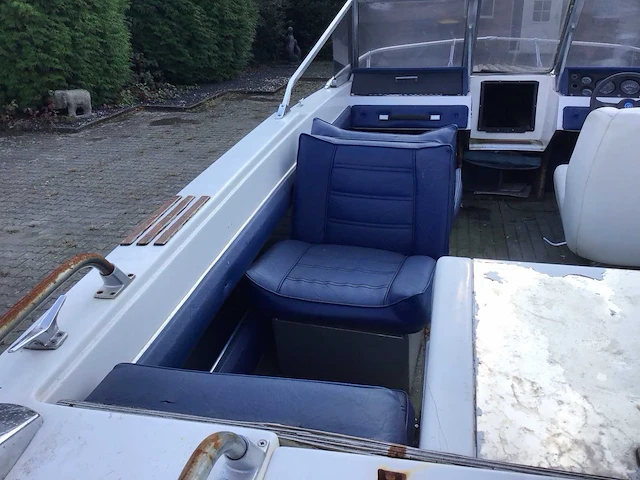 Glastonbury inboard speedboot - afbeelding 8 van  21