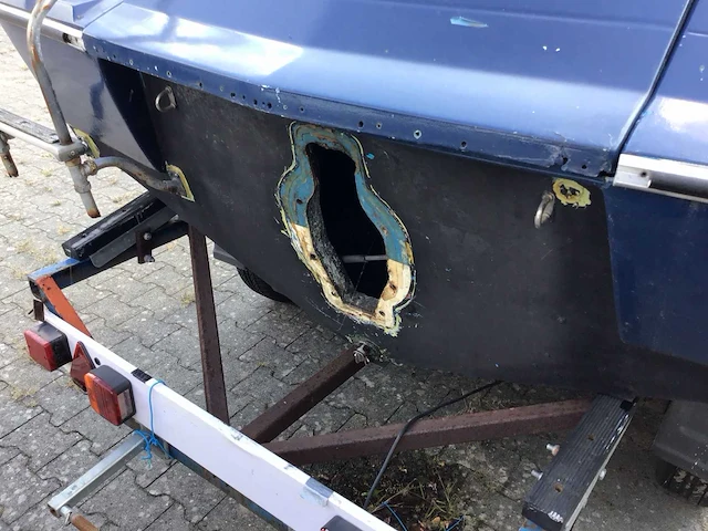 Glastonbury inboard speedboot - afbeelding 9 van  21
