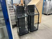 Glasvitrines (2x) - afbeelding 1 van  5