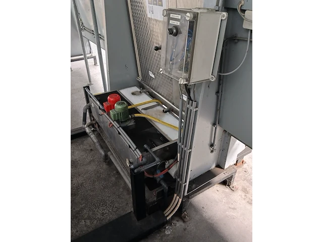 Glaswasmachine met toebehoren buxtrup, vwo1500, bouwjaar 1986 - afbeelding 11 van  66