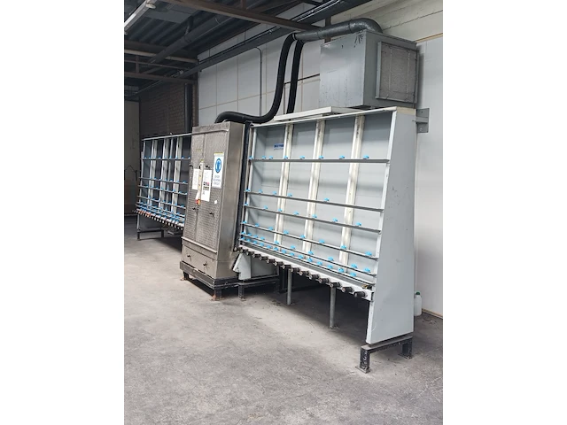 Glaswasmachine met toebehoren buxtrup, vwo1500, bouwjaar 1986 - afbeelding 12 van  66