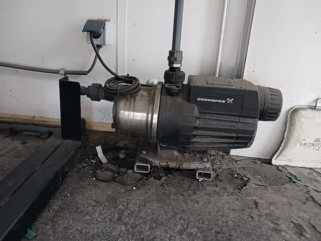 Glaswasmachine met toebehoren buxtrup, vwo1500, bouwjaar 1986 - afbeelding 46 van  66