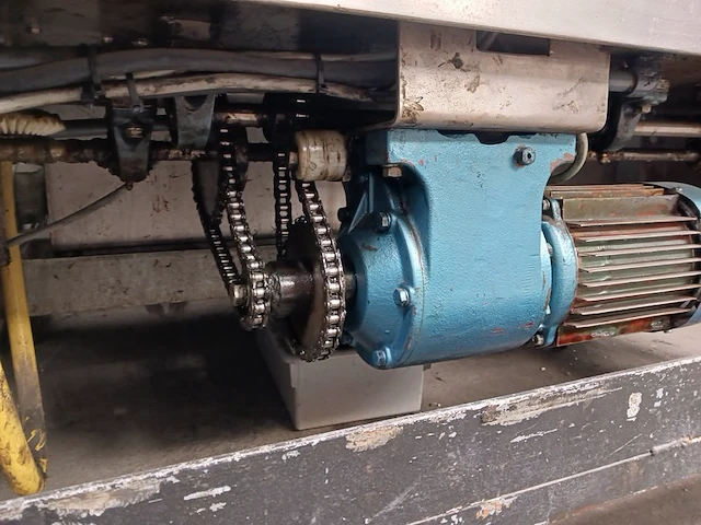 Glaswasmachine met toebehoren buxtrup, vwo1500, bouwjaar 1986 - afbeelding 63 van  66