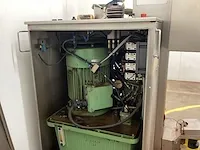 Glatt meng/vulmachine in cleanroom - afbeelding 16 van  38