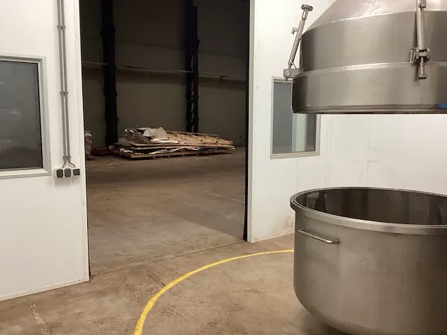 Glatt meng/vulmachine in cleanroom - afbeelding 27 van  38