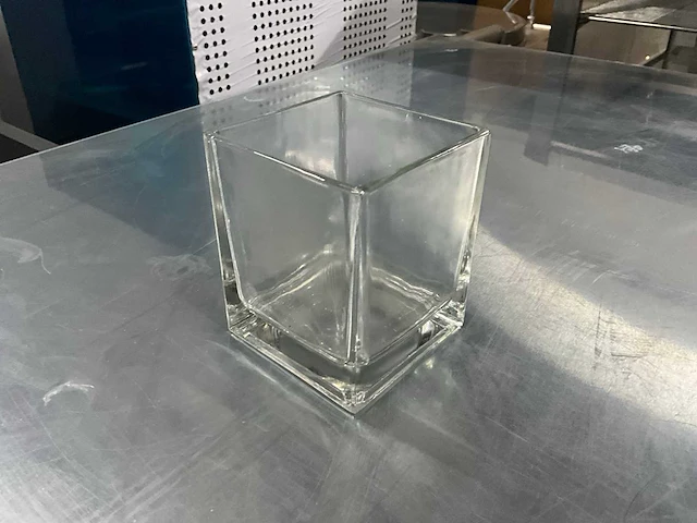 Glazen bloempot (64x) - afbeelding 2 van  4