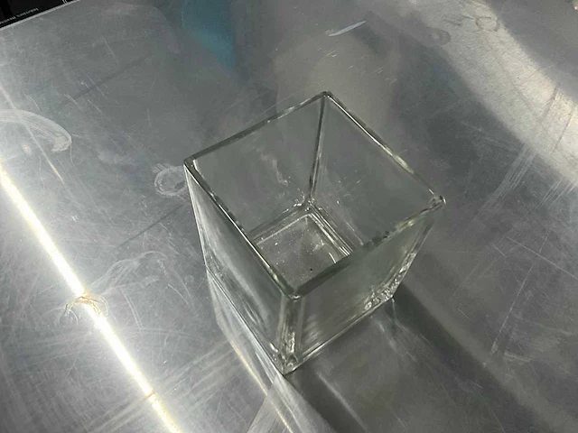 Glazen bloempot (64x) - afbeelding 3 van  4