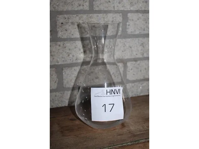 Glazen decanteerkaraf. - afbeelding 1 van  2