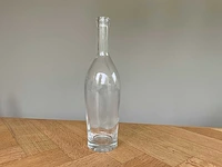 Glazen fles 700ml (1080x) - afbeelding 1 van  4