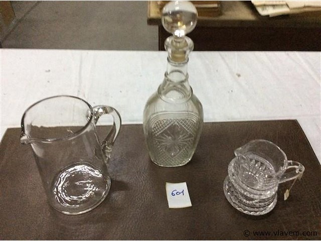Glazen items 3stuks oa karaf - afbeelding 1 van  3