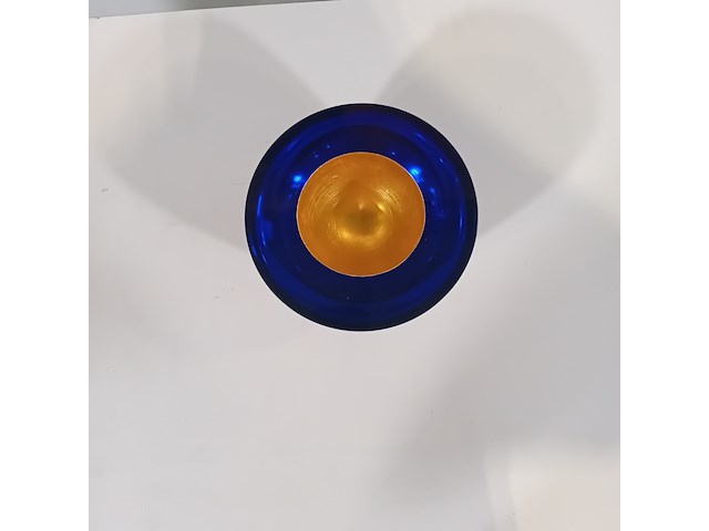 Glazen kunstwerk, elleke van gorsel, de einidge gedachtenstroom, 1999 - afbeelding 2 van  4