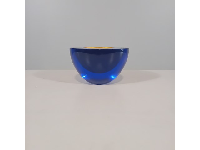 Glazen kunstwerk, elleke van gorsel, de einidge gedachtenstroom, 1999 - afbeelding 4 van  4