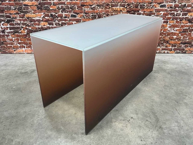 Glazen presentatie tafel - afbeelding 1 van  5