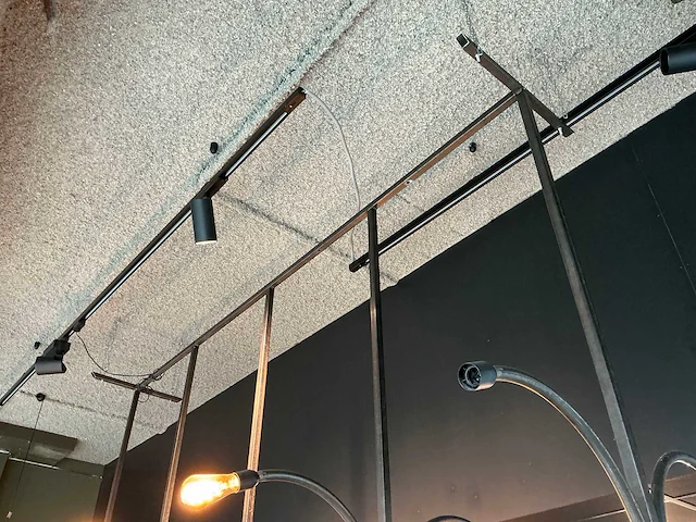 Glazenrek met verlichting - afbeelding 5 van  5
