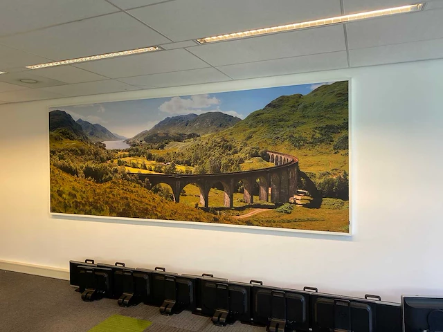 Glenfinnan viaduct - op fotodoek 155x405 - afbeelding 1 van  6