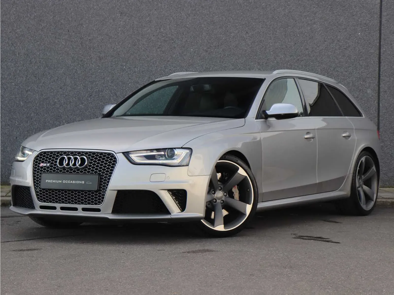 Global car auctions alblasserdam
