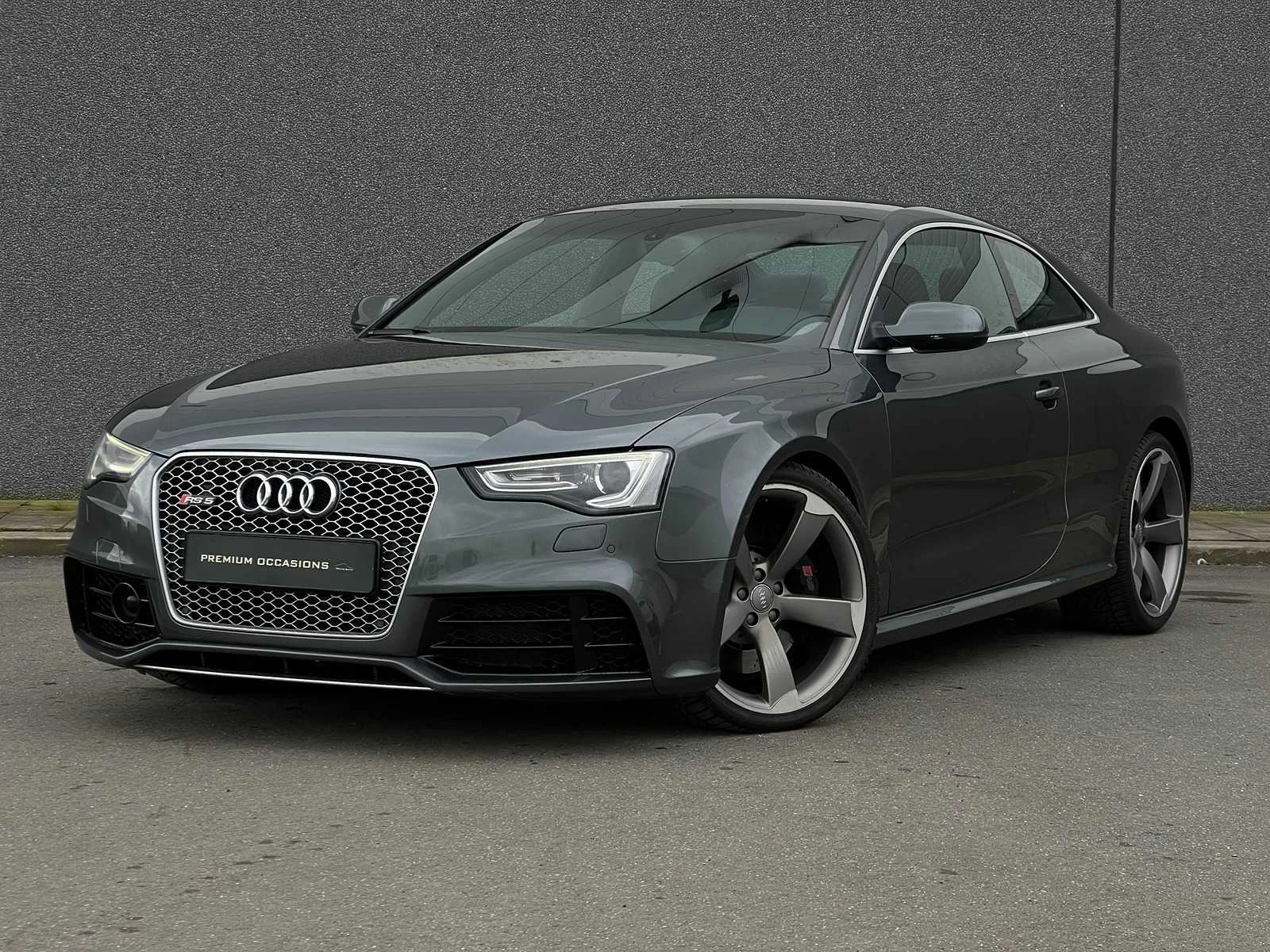 Global car auctions