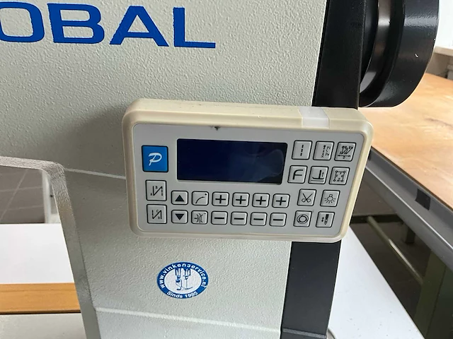Global lp 1271-725 aut naaimachine v.v.powermax asd58-75 servo control system - afbeelding 6 van  10