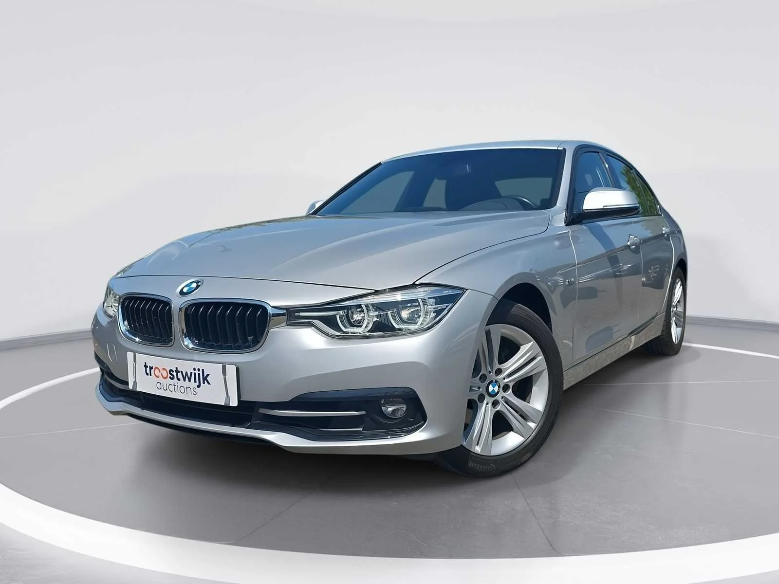 Globe car auctions premium occasions en bedrijfswagens