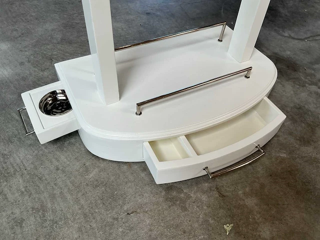 Globe wernicke dressboy - afbeelding 4 van  5
