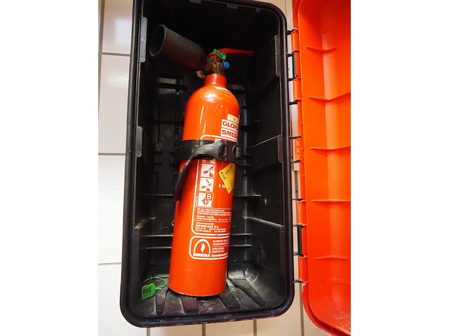 Gloria smeba - afbeelding 4 van  7