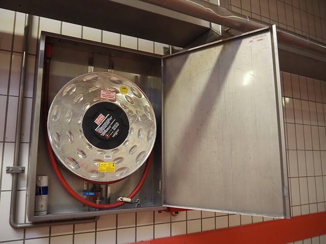 Gloria smeba - afbeelding 6 van  7