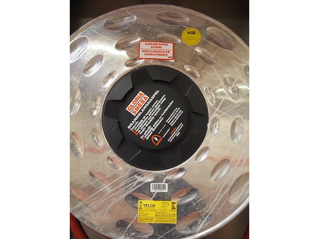 Gloria smeba - afbeelding 7 van  7