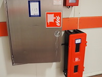 Gloria smeba - afbeelding 1 van  6