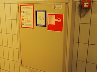 Gloria smeba - afbeelding 1 van  4