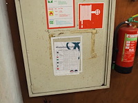 Gloria smeba - afbeelding 2 van  4