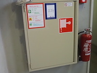 Gloria smeba - afbeelding 2 van  4