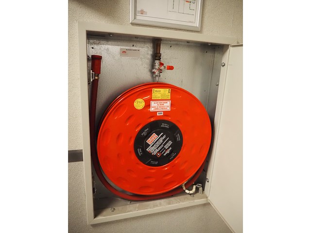 Gloria smeba - afbeelding 2 van  3