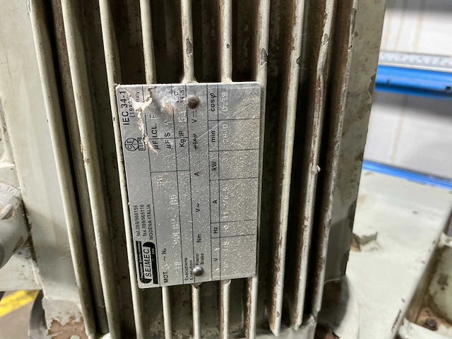 Gmc - 1996 - kgs 400e - verticale platenzaag - afbeelding 8 van  8