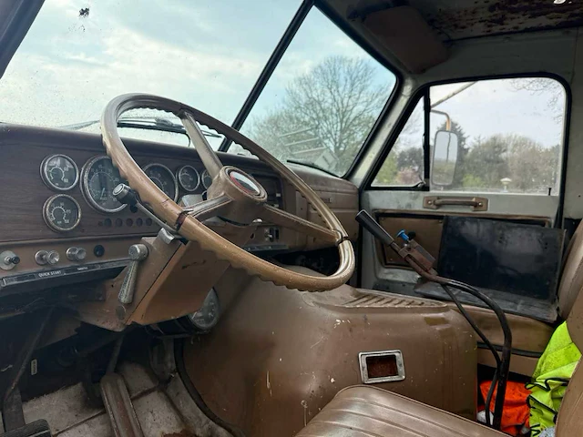 Gmc - brigadier - oldtimer - afbeelding 5 van  6