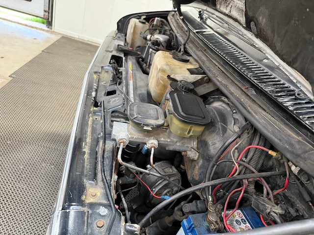 G.m.c. - vandura 2500 - v8 - lpg - camper - 1988 - afbeelding 21 van  35