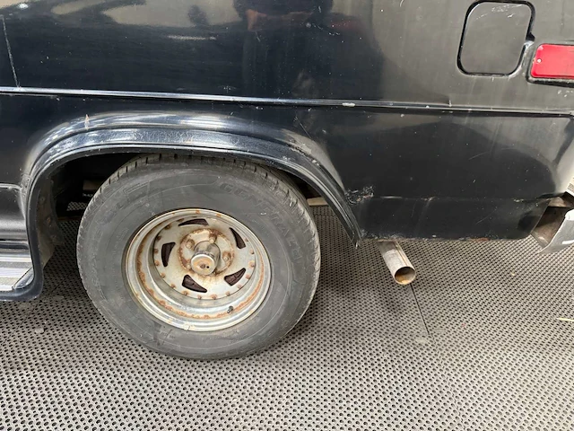 G.m.c. - vandura 2500 - v8 - lpg - camper - 1988 - afbeelding 28 van  35
