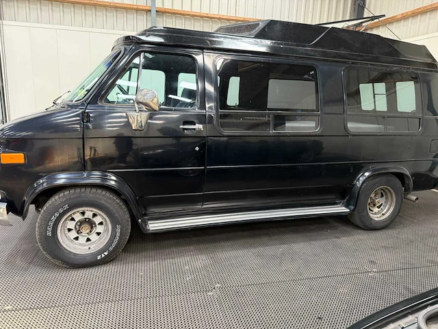 G.m.c. - vandura 2500 - v8 - lpg - camper - 1988 - afbeelding 30 van  35