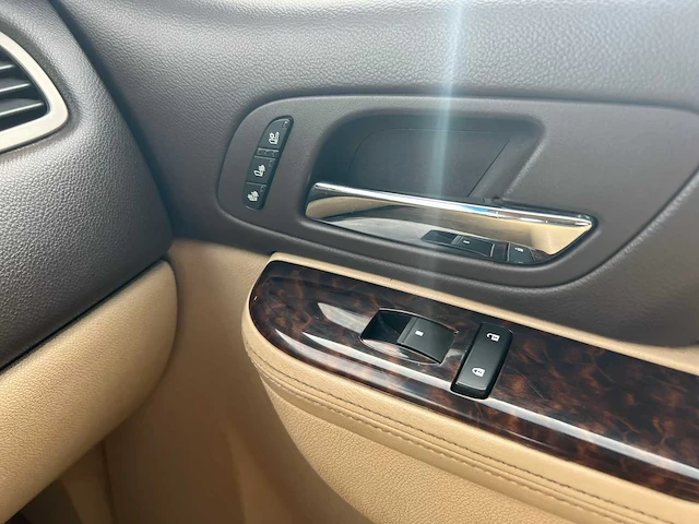 Gmc - yukon denali xl 6.2 v8 - personenauto - afbeelding 24 van  46