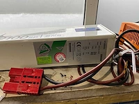 Gnb - 2100 sp - acculaders - afbeelding 2 van  2