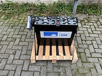 Gnb - 24v 213a 03 pzvb 0213 sc - acculaders - afbeelding 1 van  5