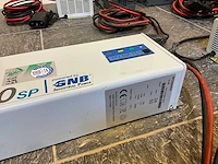 Gnb - 24v 50a - acculaders - - afbeelding 2 van  2