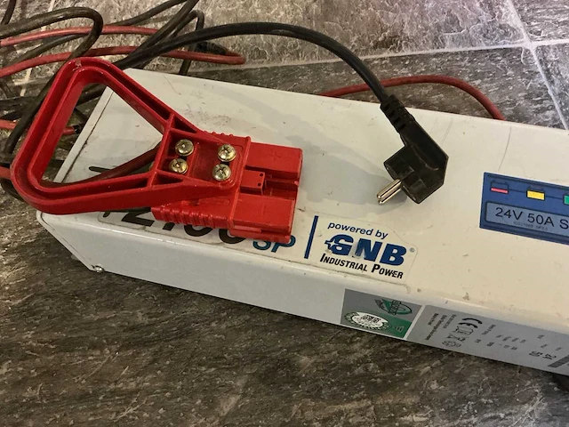 Gnb - 24v 50a - acculaders - afbeelding 2 van  3