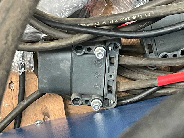 Gnb 2100hp 24v80a acculader (3x) - afbeelding 7 van  10