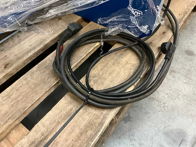 Gnb 2100hp 24v80a acculader (3x) - afbeelding 7 van  7