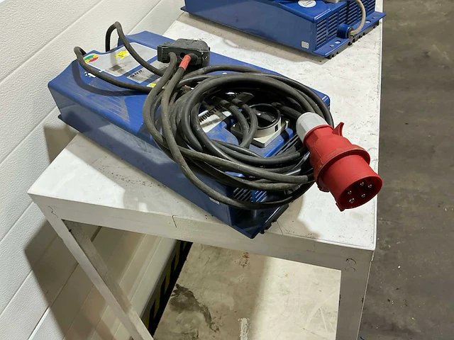 Gnb tp36s040s acculader - afbeelding 3 van  4